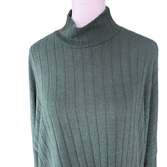 Eri + Ali x Anthropologie - Fiona Hacci Tunic
Mock Neck Sweater Pullover Sz M - Picture 4 of 10